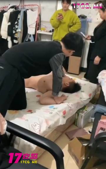 61114-1.jpg 61114-1.jpg